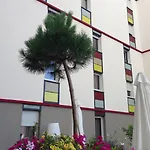 Aparthotel Privilodges Carre De Jaude 3*