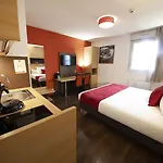 Privilodges Carré De Jaude 3* Clermont-Ferrand