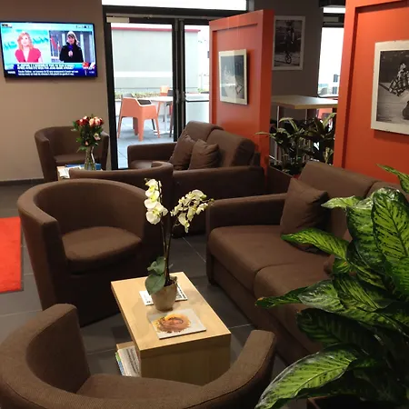 Ξενοδοχείο με διαμερίσματα Privilodges Carre De Jaude 3*