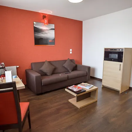 Aparthotel Privilodges Carre De Jaude 3*