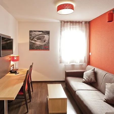 Privilodges Carre De Jaude Aparthotel