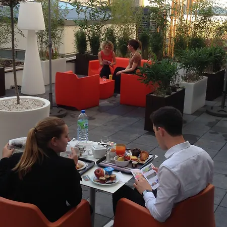 Ξενοδοχείο με διαμερίσματα Privilodges Carre De Jaude 3*