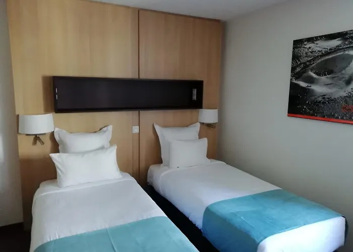 Privilodges Carre De Jaude Aparthotel 3*